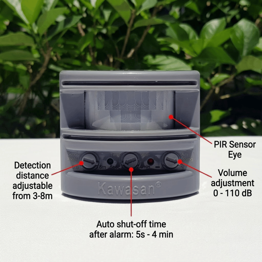 The standalone alarm is equipped with multiple adjustment controls. Thiết bị báo động độc lập trang bị nhiều nút chỉnh