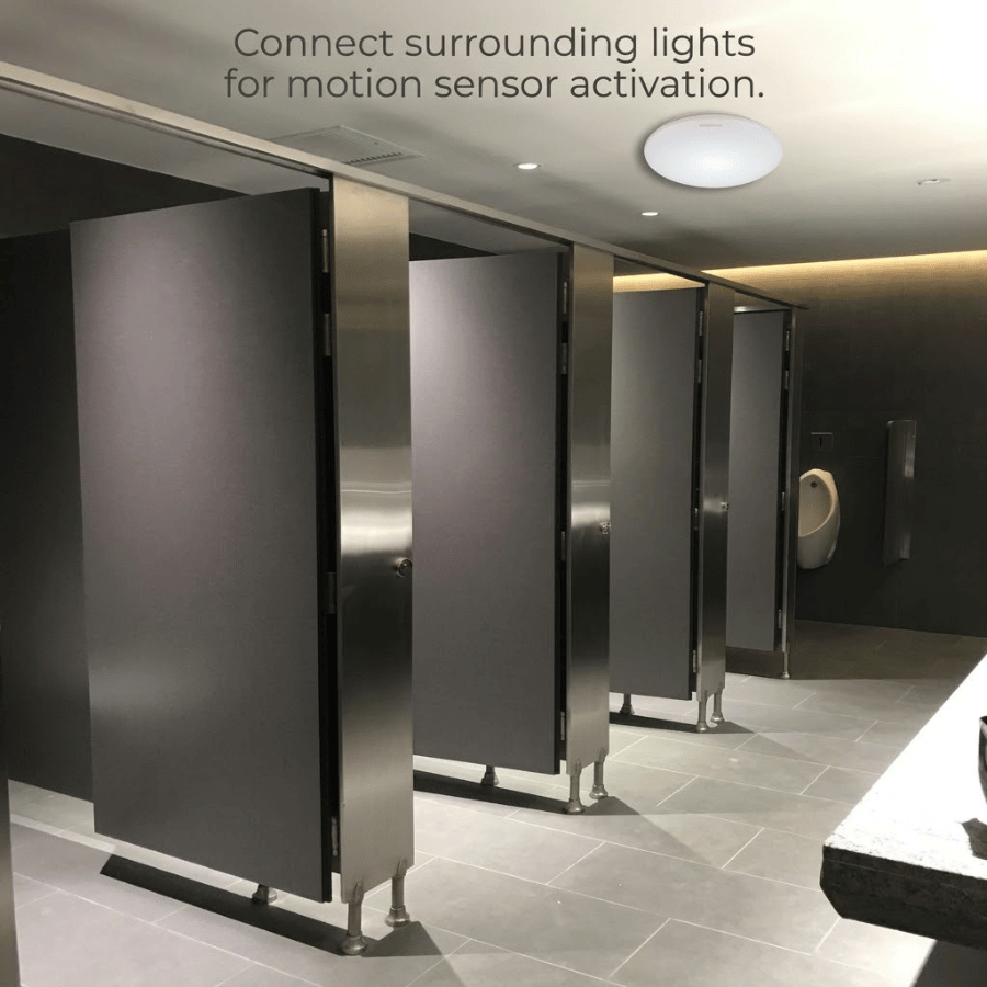 The sensor can detect through obstacles, making it commonly used in restrooms with multiple partitions Cảm biến xuyên vật cản nên thường dùng trong nhà vệ sinh nhiều vách ngăn